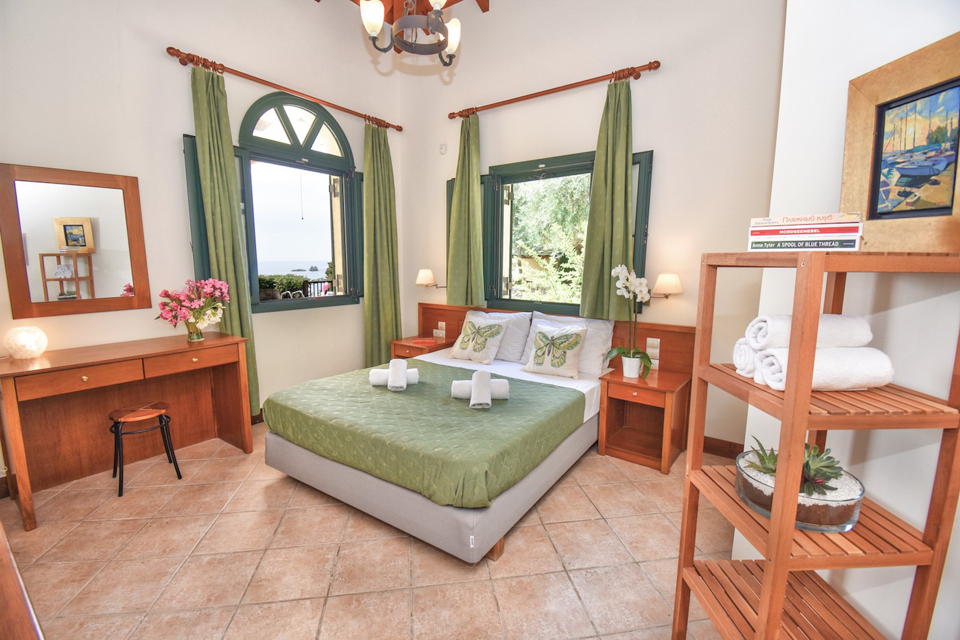 Kallisto Villas Poseidon Bed-Room
